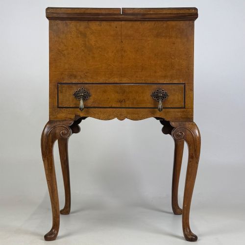Antique 20th Century Edwardian Cabinet in Burr Walnut