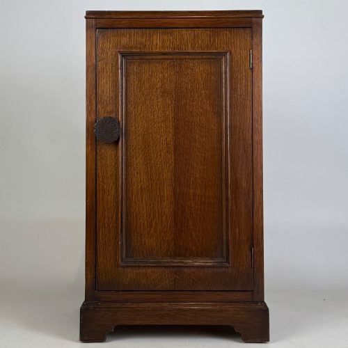 Antique 20th Century Bedside Cabinet in Oak
