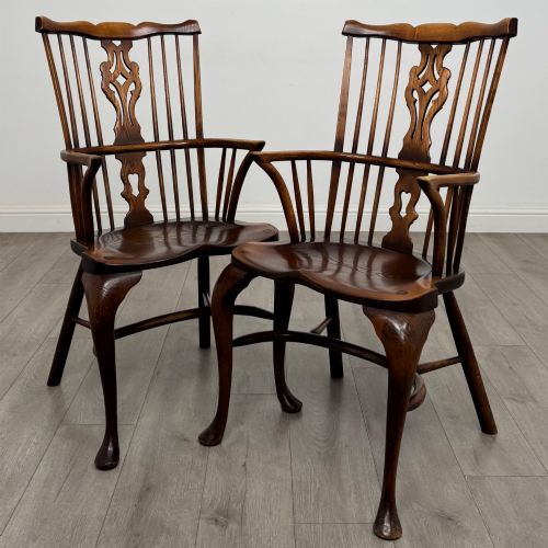 Antique 20th Century Pair of Windsor Armchairs in Elm