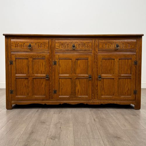 Antique 20th Century Sideboard in Golden Oak