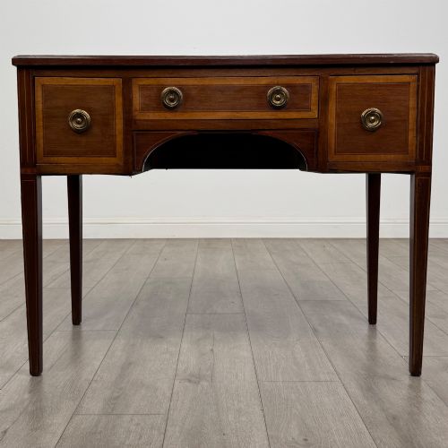 Antique 20th Century Edwardian Writing Table in Mahogany