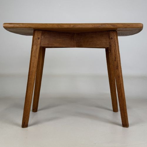Vintage 20th Century Golden Oak Coffee Table | Splayed Legs