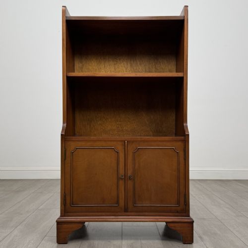 Antique 20th Century Mahogany Open Bookcase | Raised Gallery
