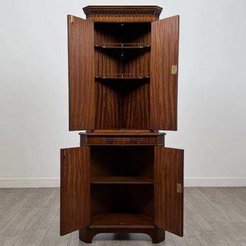 fig 2. Vintage Georgian Style Mahogany Corner Cabinet | Dentil Cornice