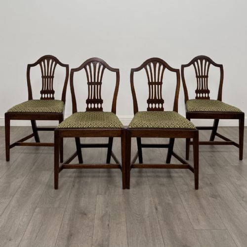 Antique Set of 4 Georgian Mahogany Dining Chairs | 18th Century