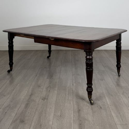 Antique William IV Mahogany Extending Dining Table | Seats Six