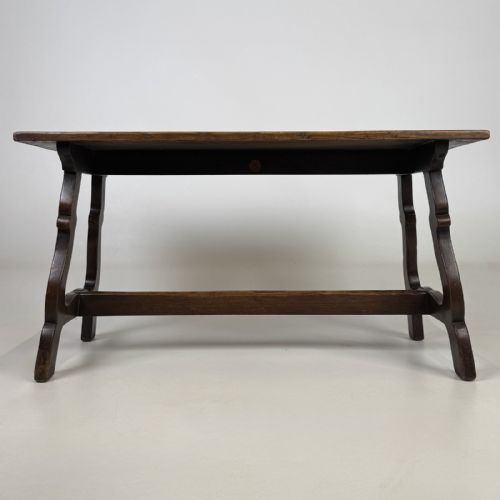 Antique 20th Century Oak Coffee Table | by G.t. Rackstraw