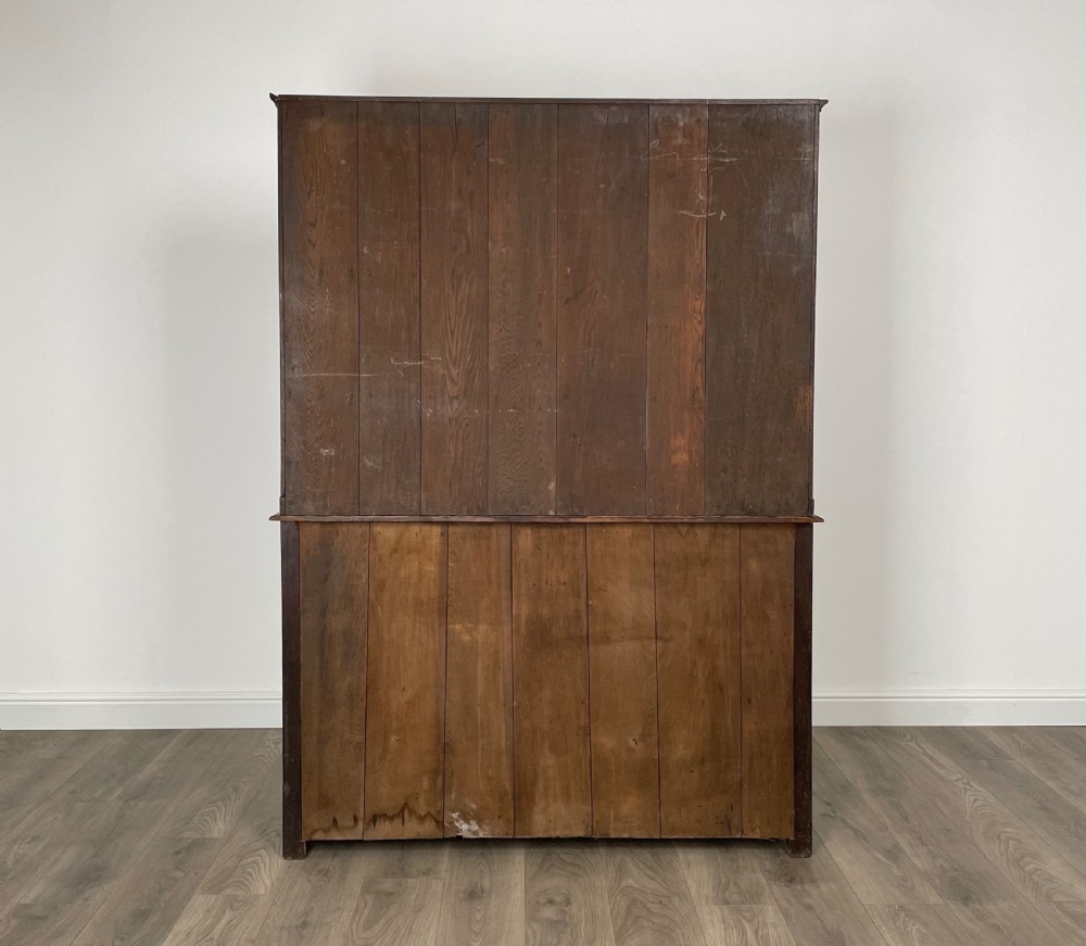 Antique 19th Century Dresser In Oak View VI