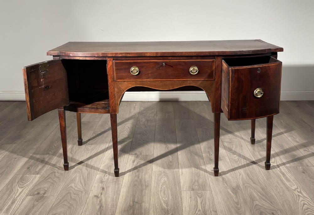 Antique 18th Century Sideboard In Mahogany View VII