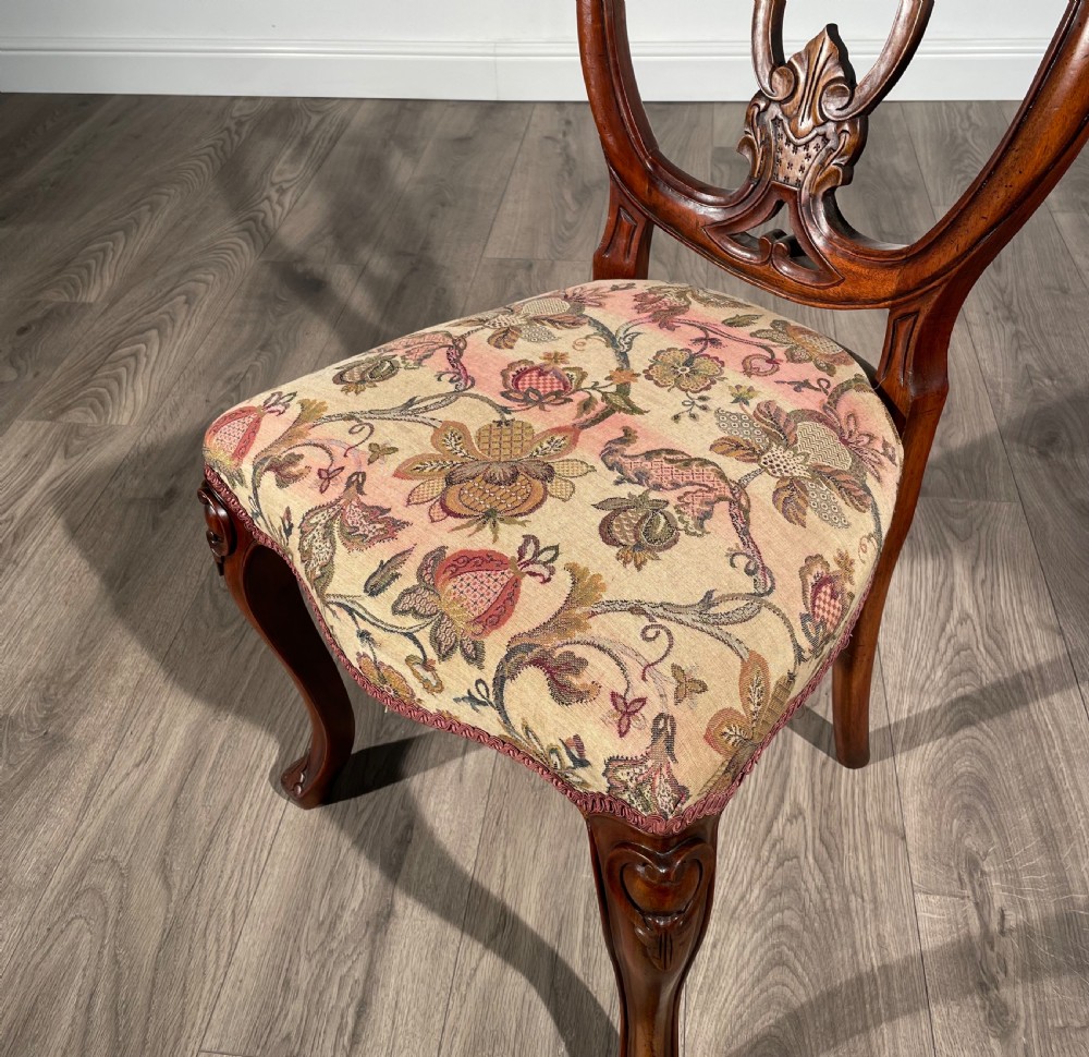 Antique 20th Century Set Of 8 Carved Dining Chairs In Mahogany View IX