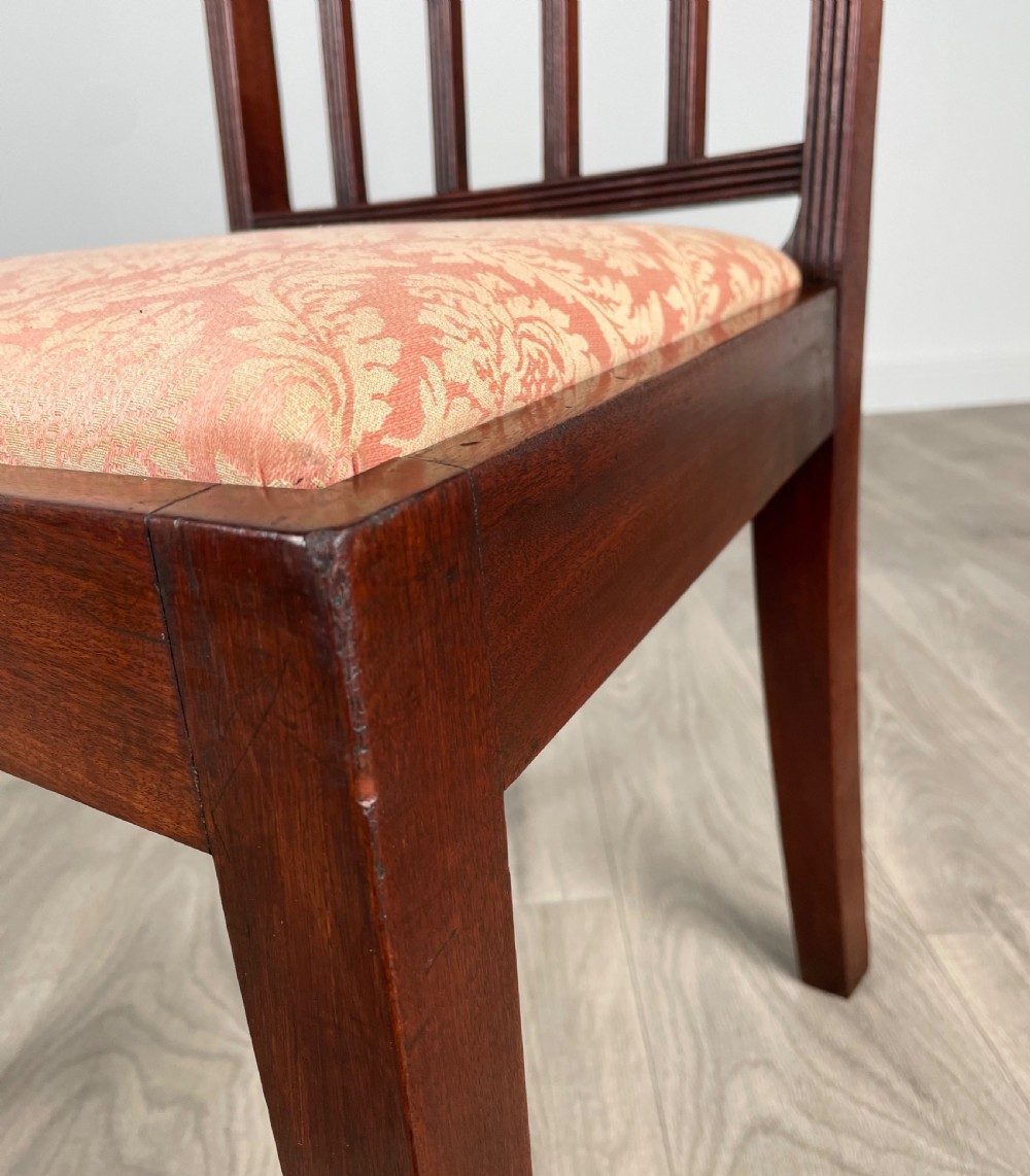 Antique 18th Century Set Of 8 Dining Chairs In Mahogany View VI