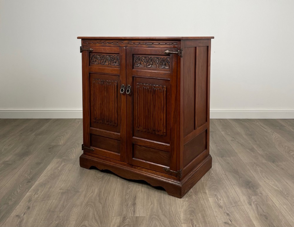 Antique 20th Century Old Charm Cupboard In Oak View III