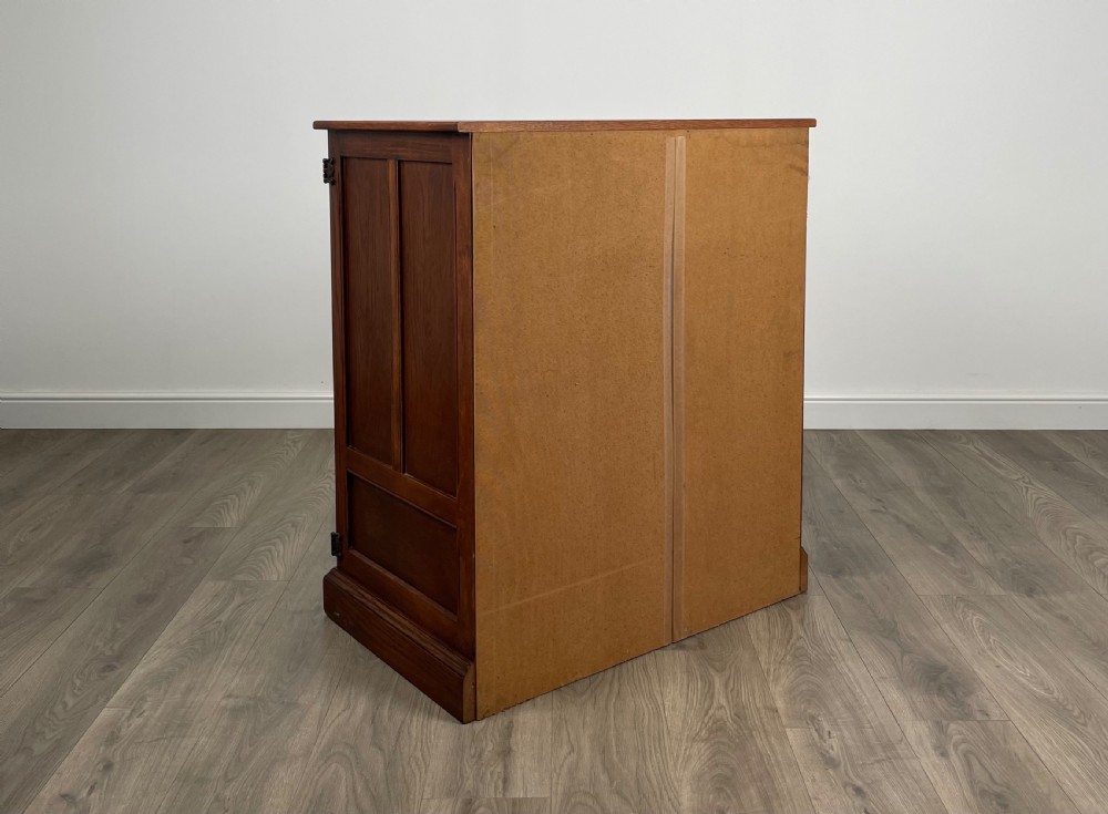 Antique 20th Century Old Charm Cupboard In Oak View V