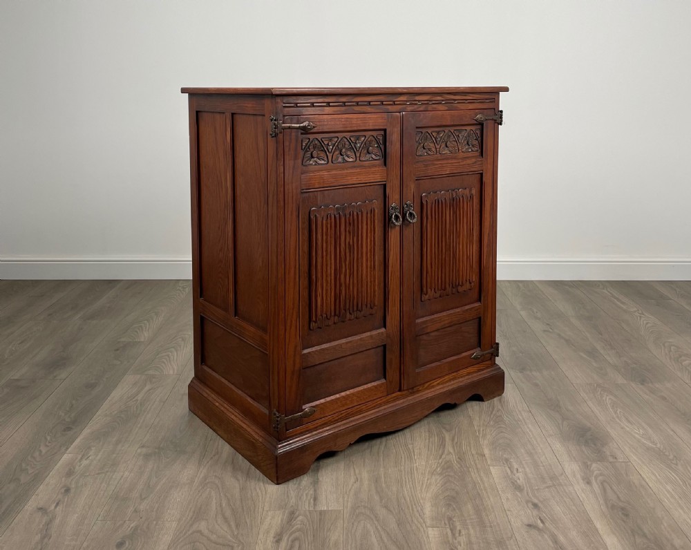 Antique 20th Century Old Charm Cupboard In Oak View X