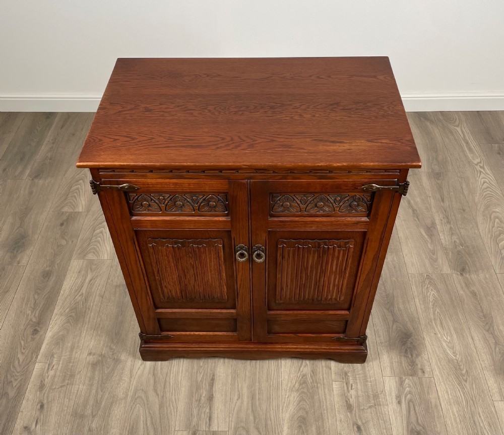 Antique 20th Century Old Charm Cupboard In Oak View XII