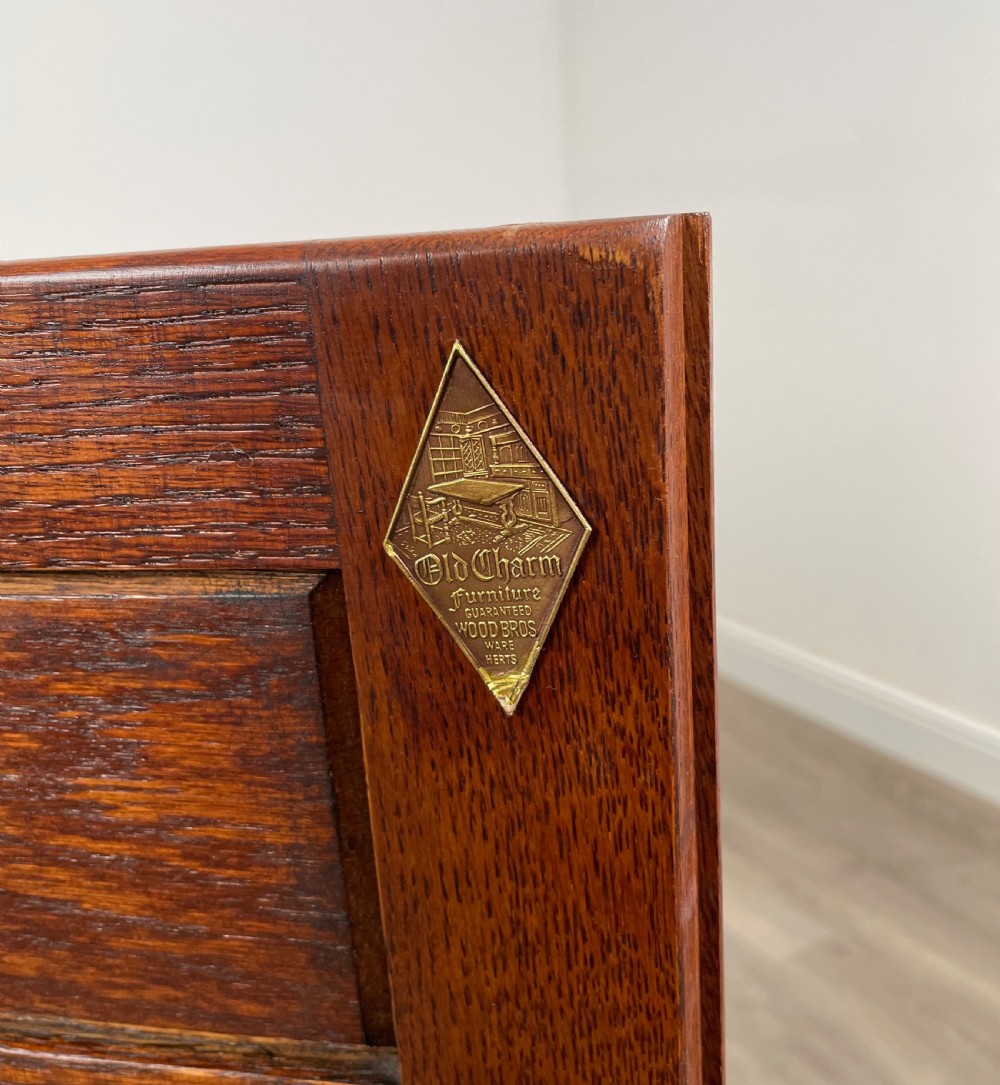 Antique 20th Century Old Charm Cupboard In Oak View XIII