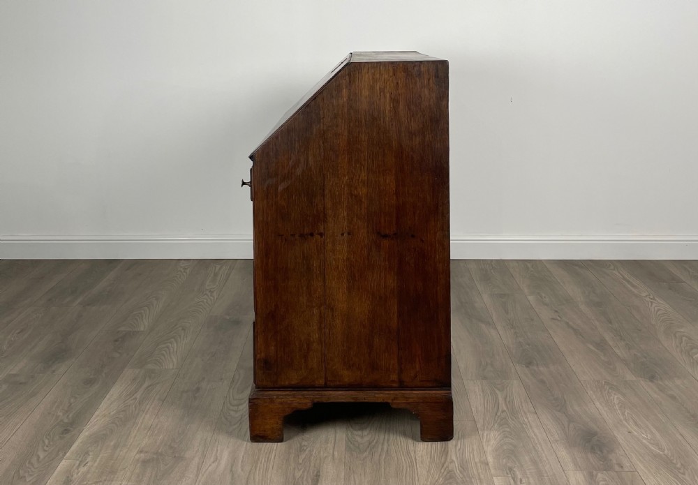 Antique 18th Century Bureau In Oak View VI