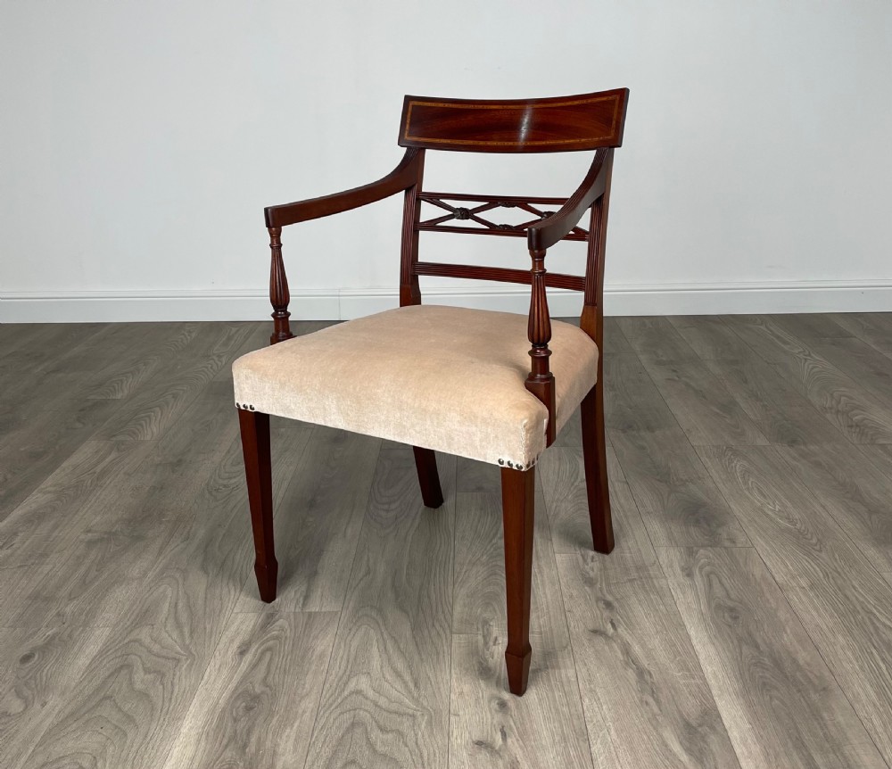 Antique 20th Century Set Of 8 Inlaid Dining Chairs In Mahogany View II