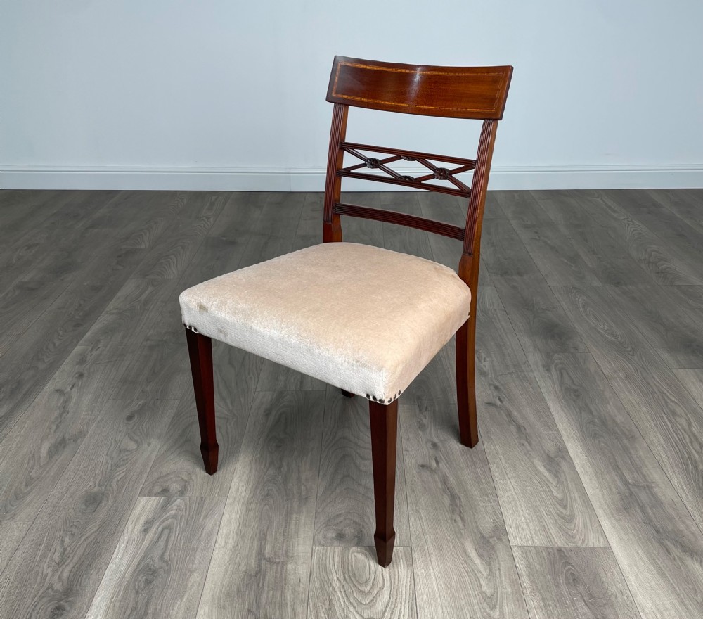 Antique 20th Century Set Of 8 Inlaid Dining Chairs In Mahogany View III