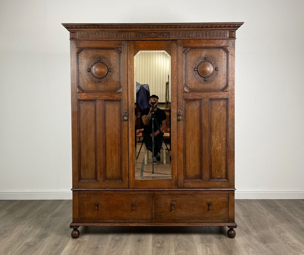 Large 20th Century Edwardian Wardrobe In Oak