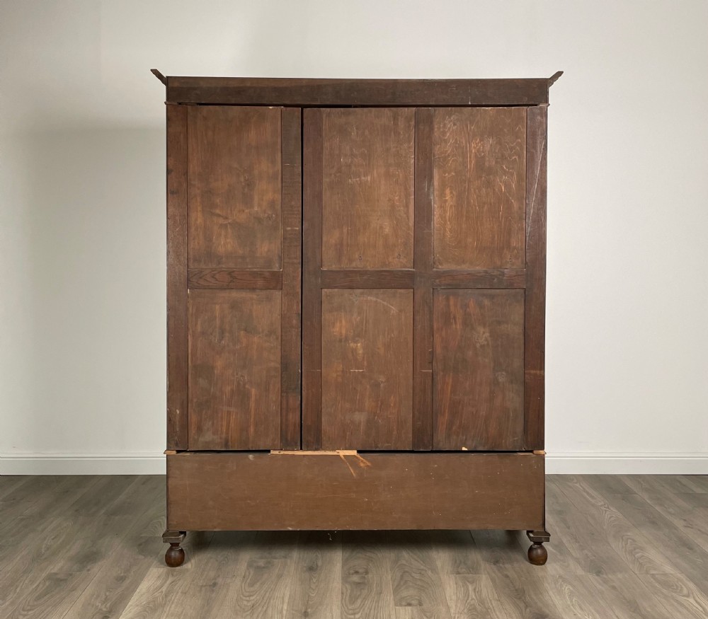 Large 20th Century Edwardian Wardrobe In Oak View VI