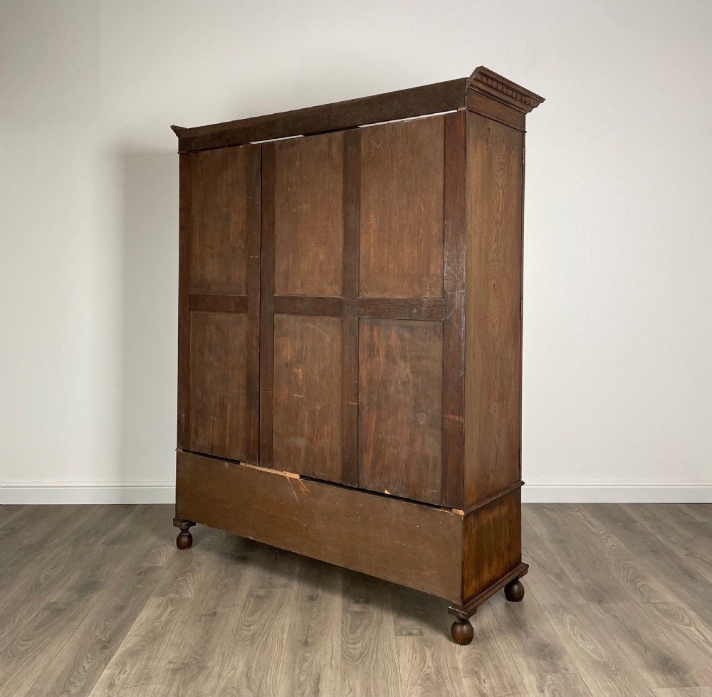 Large 20th Century Edwardian Wardrobe In Oak View VII