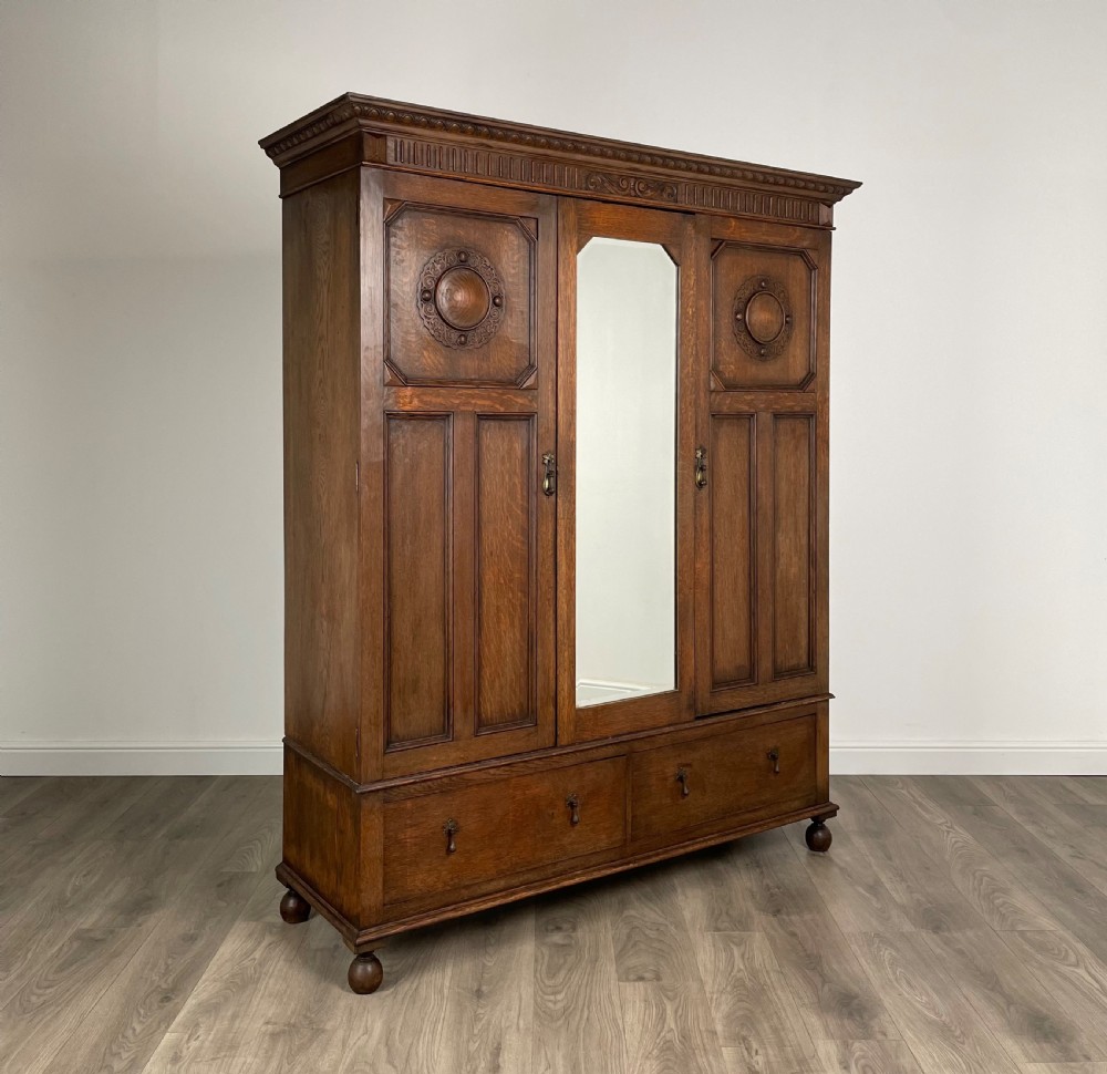 Large 20th Century Edwardian Wardrobe In Oak View IX