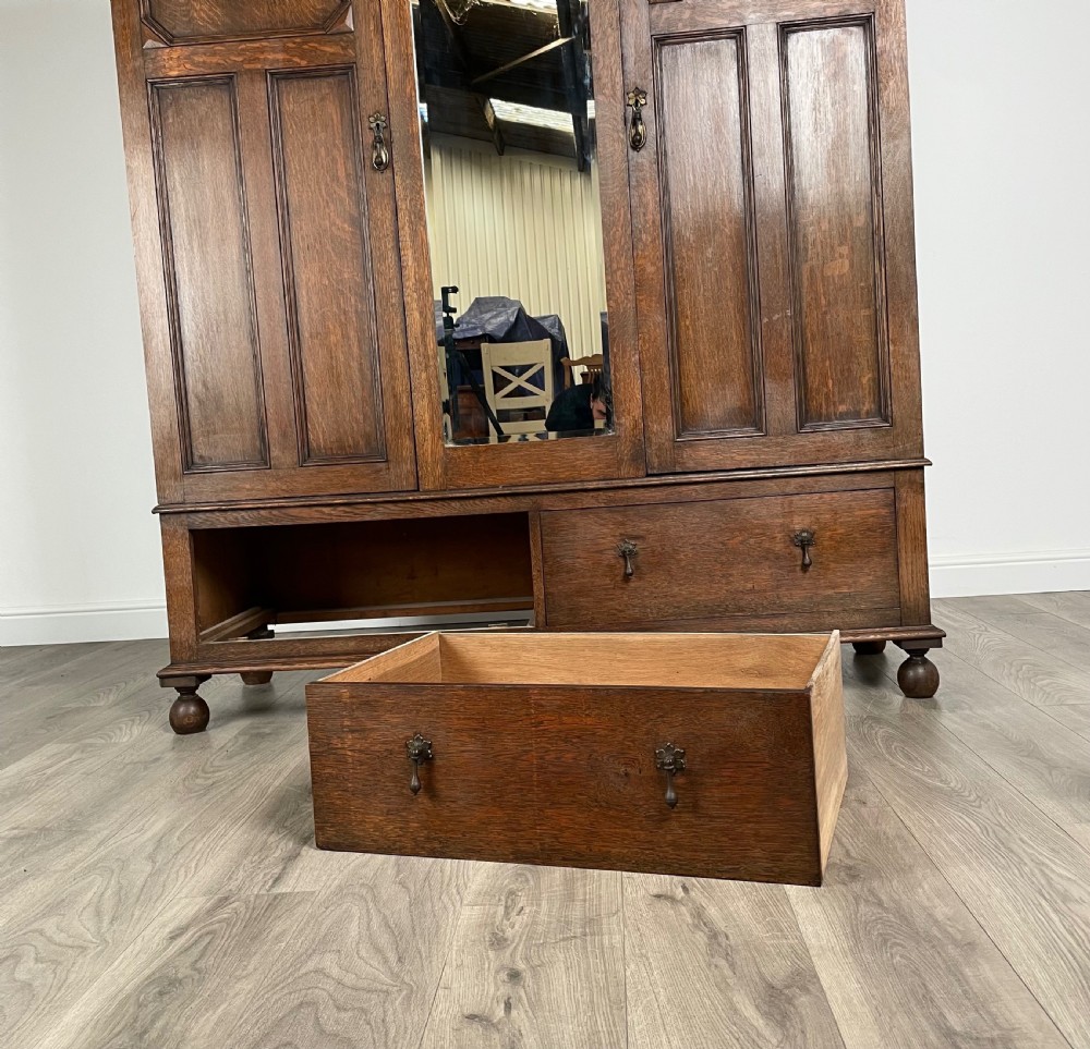 Large 20th Century Edwardian Wardrobe In Oak View X