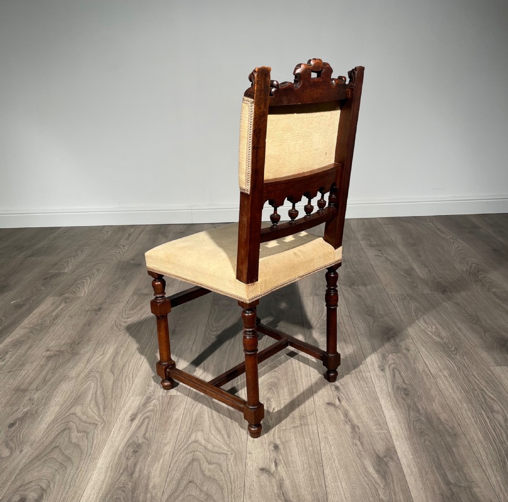 Antique Set Of 4 Carved Victorian Dining Chairs In Walnut View VI