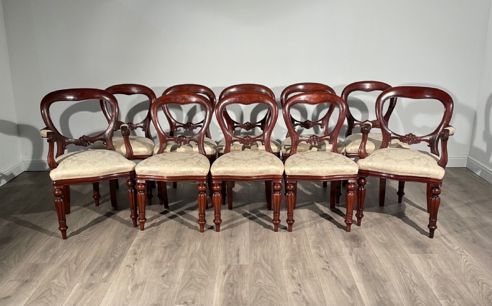 Antique Set Of 10 Victorian Style Balloon Back Dining Chairs In Mahogany