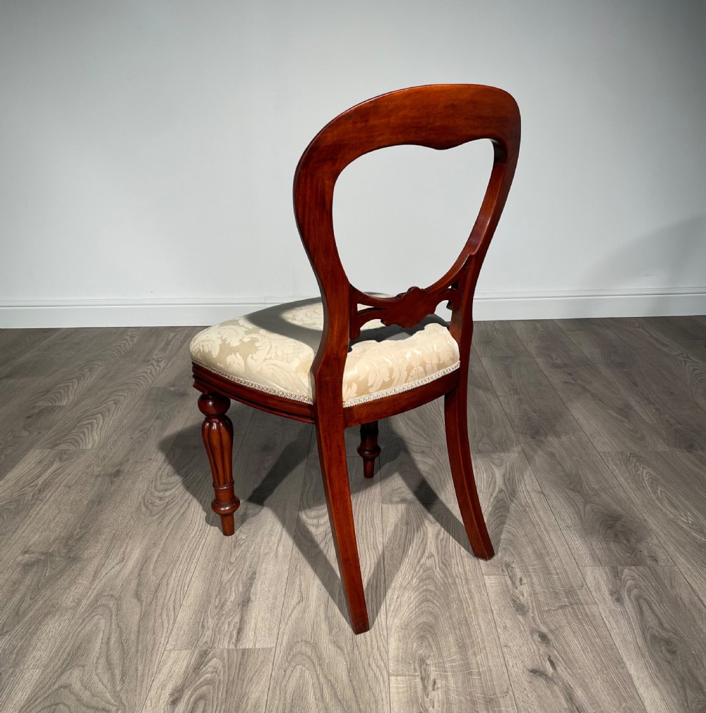 Antique Set Of 10 Victorian Style Balloon Back Dining Chairs In Mahogany View VIII