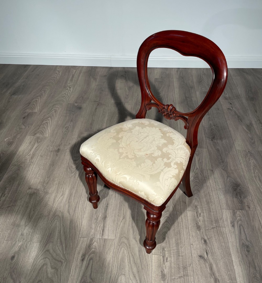 Antique Set Of 10 Victorian Style Balloon Back Dining Chairs In Mahogany View IX