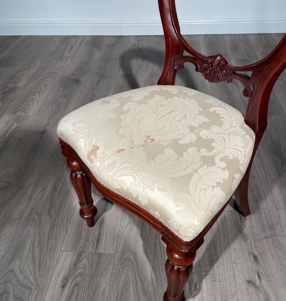 Antique Set Of 10 Victorian Style Balloon Back Dining Chairs In Mahogany View X