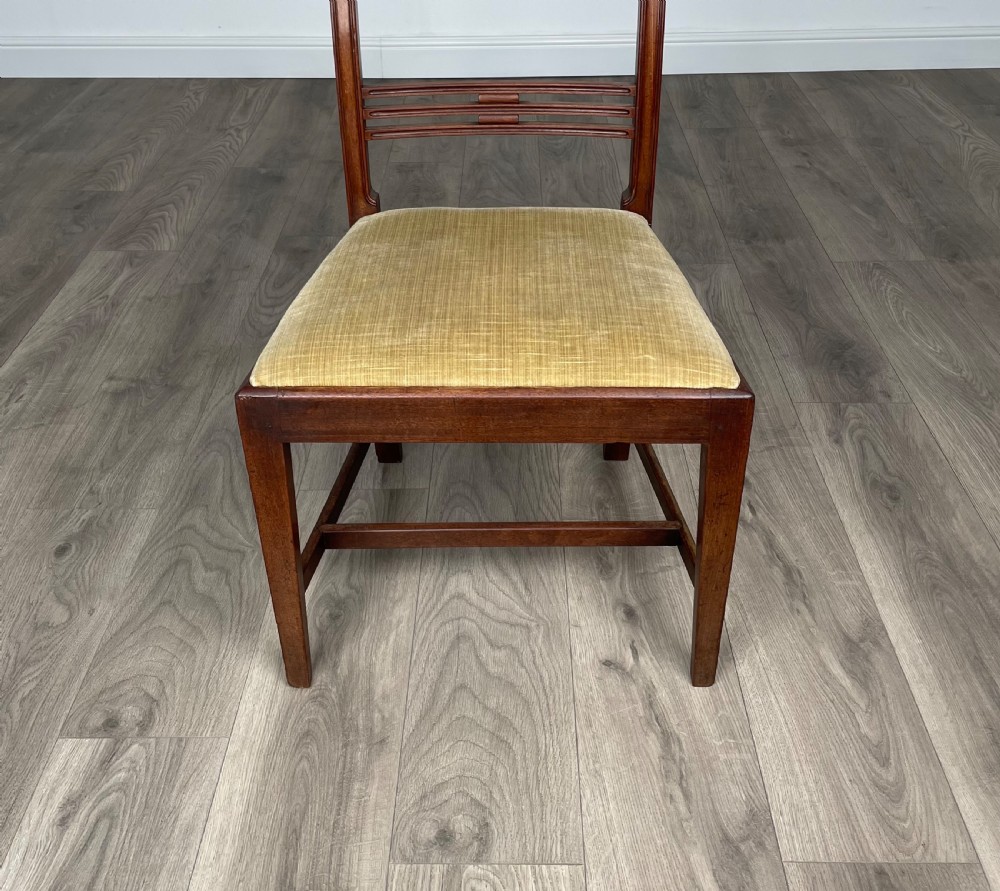 Antique 18th Century Set Of 6 Dining Chairs In Mahogany View IX