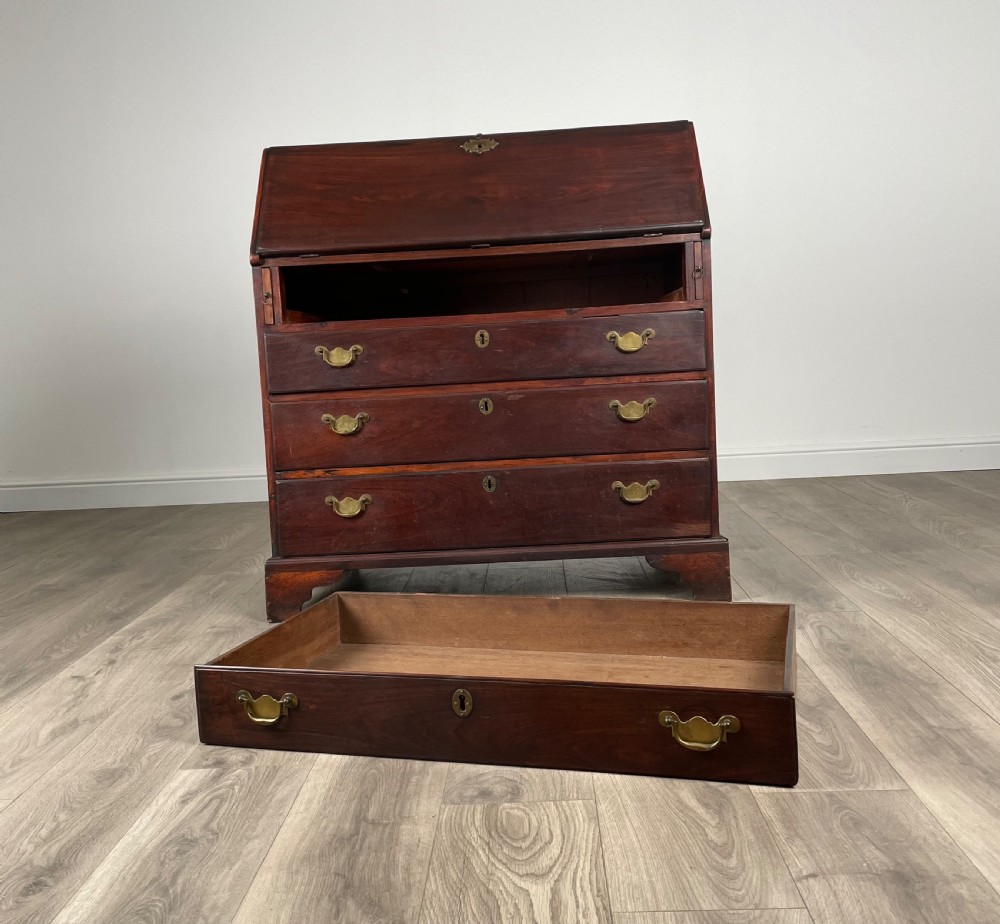 Antique 18th Century Bureau In Rosewood View III