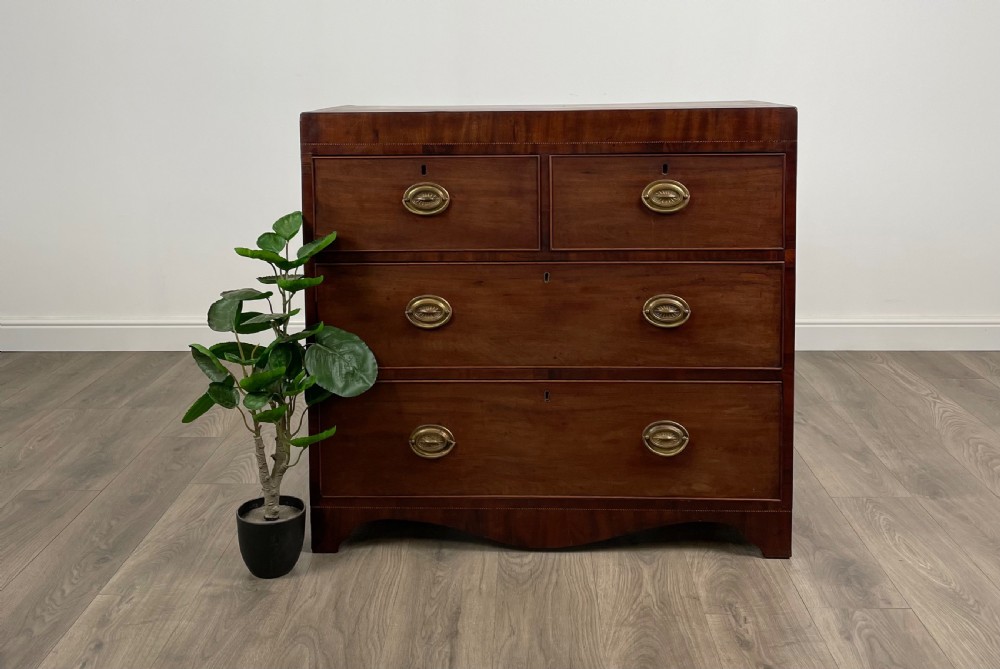 Antique 18th Century Inlaid Chest Of Drawers In Mahogany