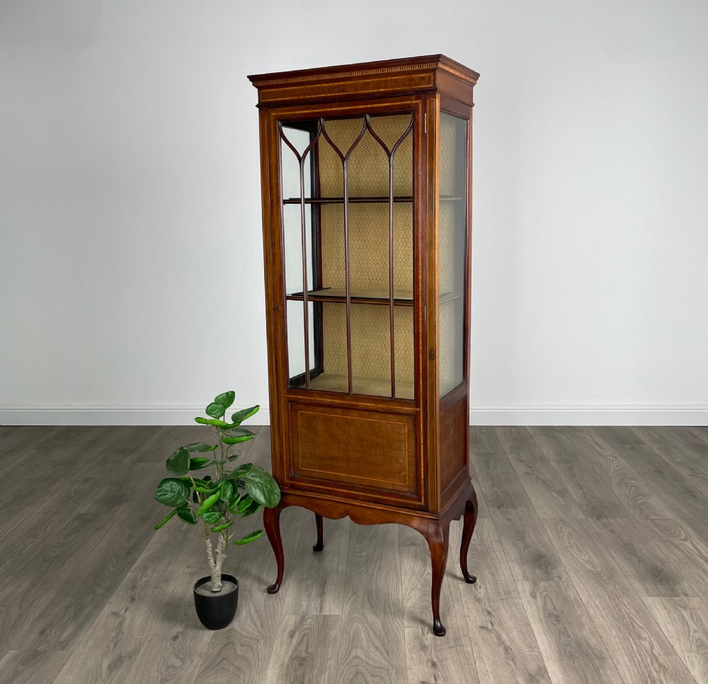 Antique 19th Century Display Cabinet In Mahogany
