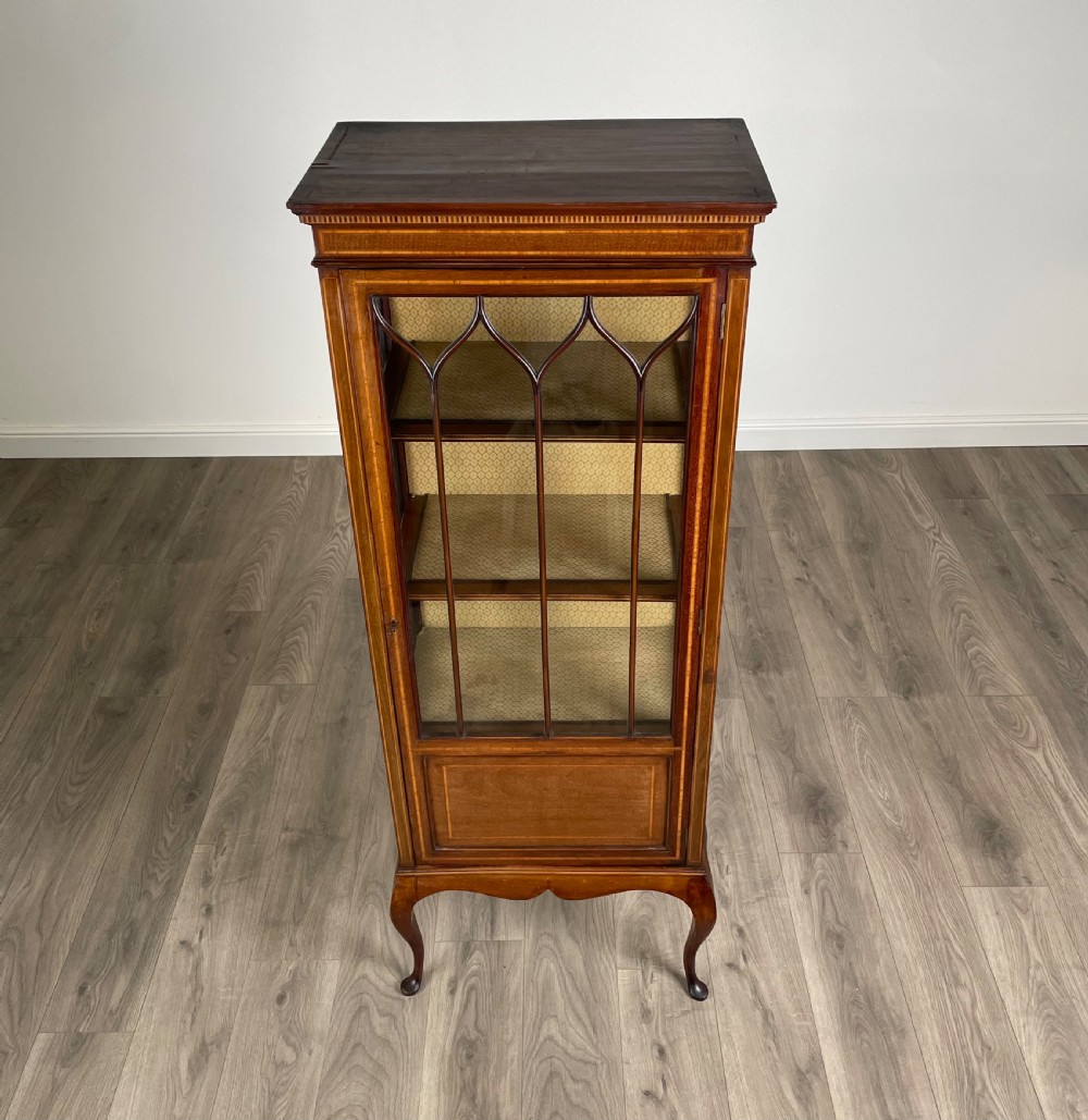 Antique 19th Century Display Cabinet In Mahogany View V