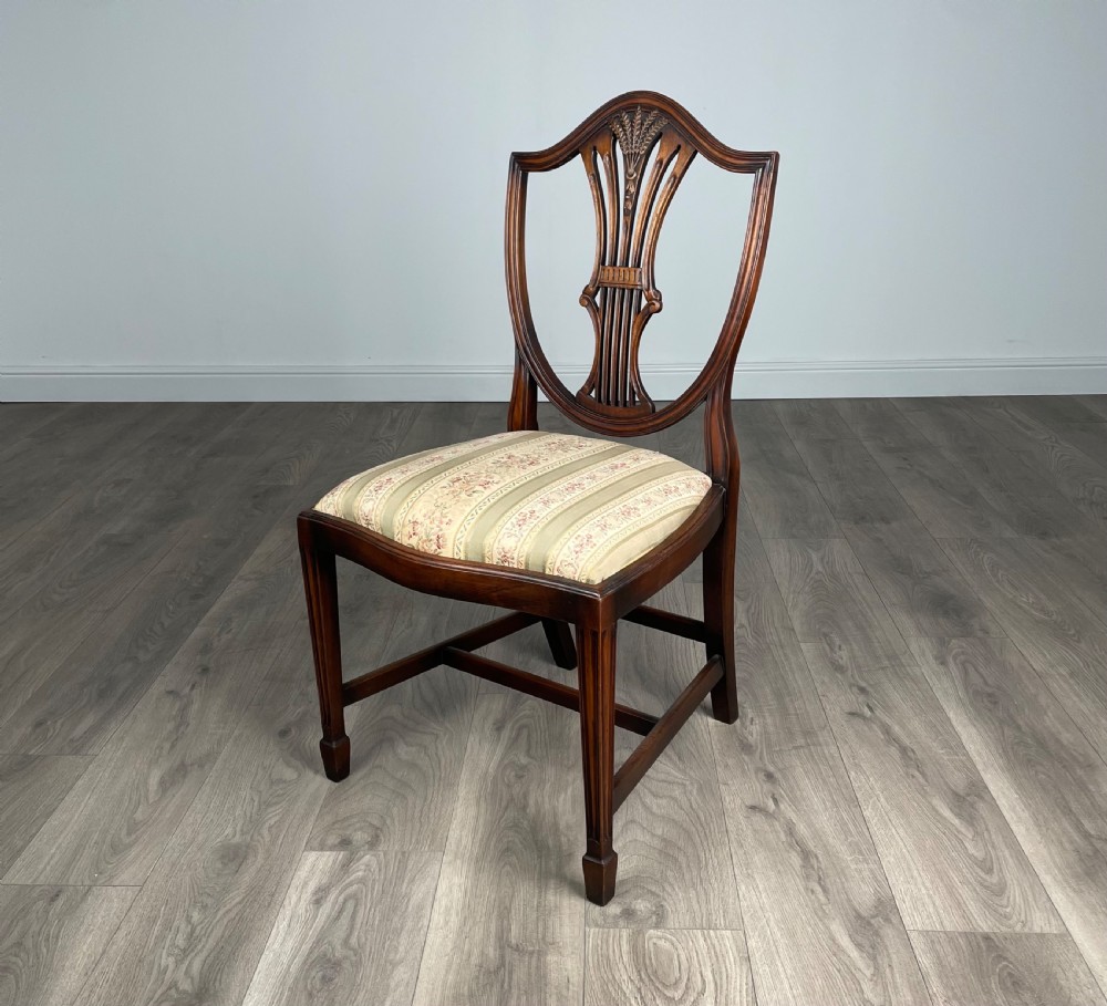 Antique Set Of 6 Edwardian Shield Back Dining Chairs In Mahogany View III