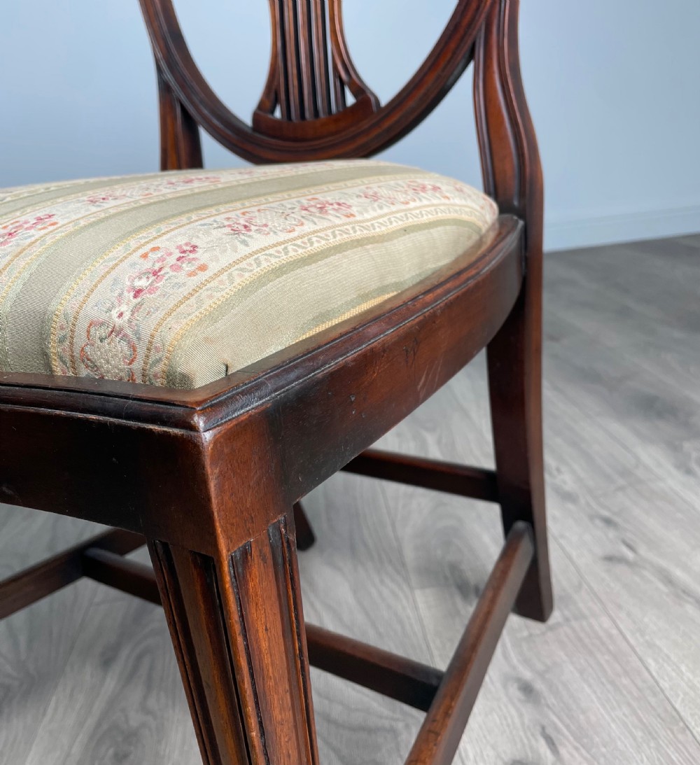 Antique Set Of 6 Edwardian Shield Back Dining Chairs In Mahogany View V