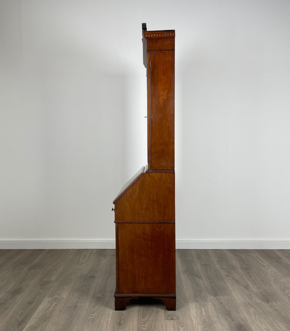 Antique 19th Century Inlaid Bureau Bookcase In Mahogany View XII