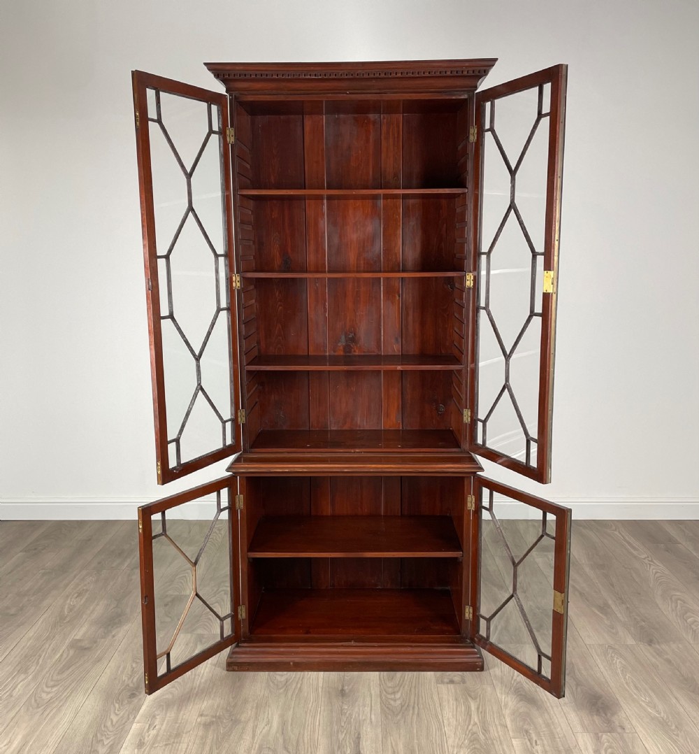 Antique 18th Century Glazed Display Cabinet In Mahogany View II