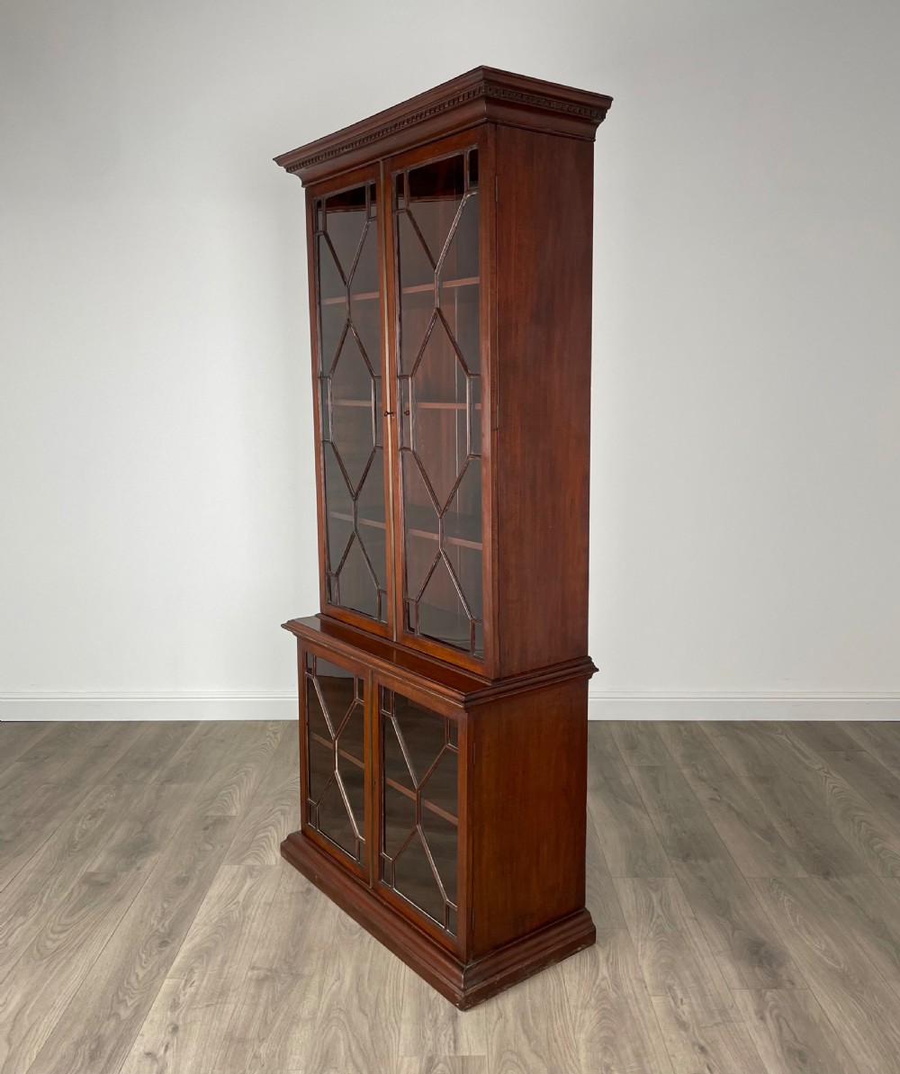Antique 18th Century Glazed Display Cabinet In Mahogany View VI