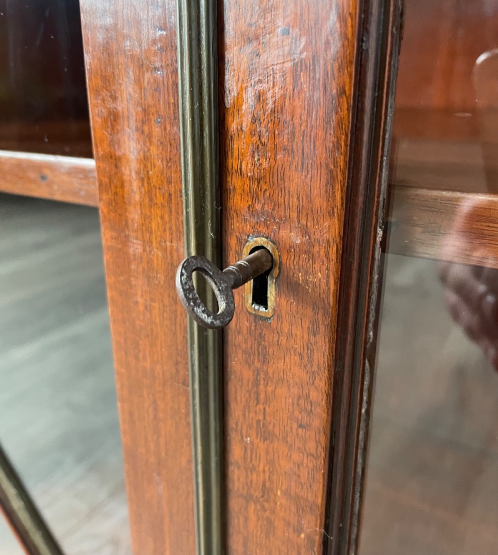 Antique 18th Century Glazed Display Cabinet In Mahogany View VIII