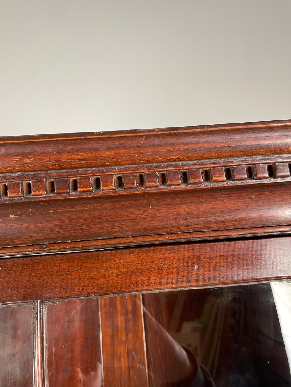 Antique 18th Century Glazed Display Cabinet In Mahogany View IX
