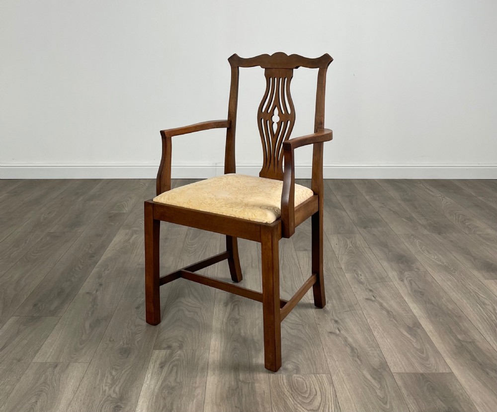 Antique 18th Century Set Of 6 Dining Chairs In Mahogany View II