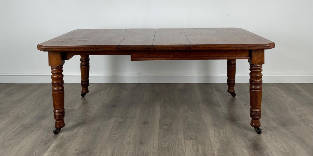 Antique 19th Century Quarter Cut Oak Dining Table View II