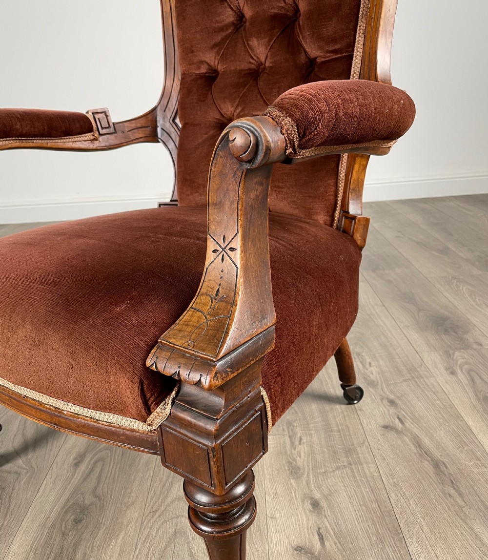 Antique 19th Century Button Back Armchair In Walnut View IV