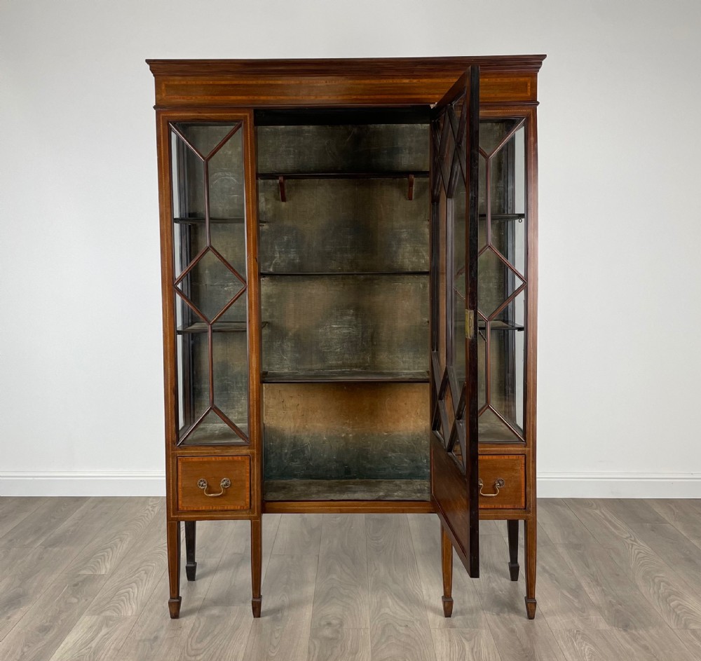Antique 19th Century Inlaid Display Cabinet In Mahogany View II