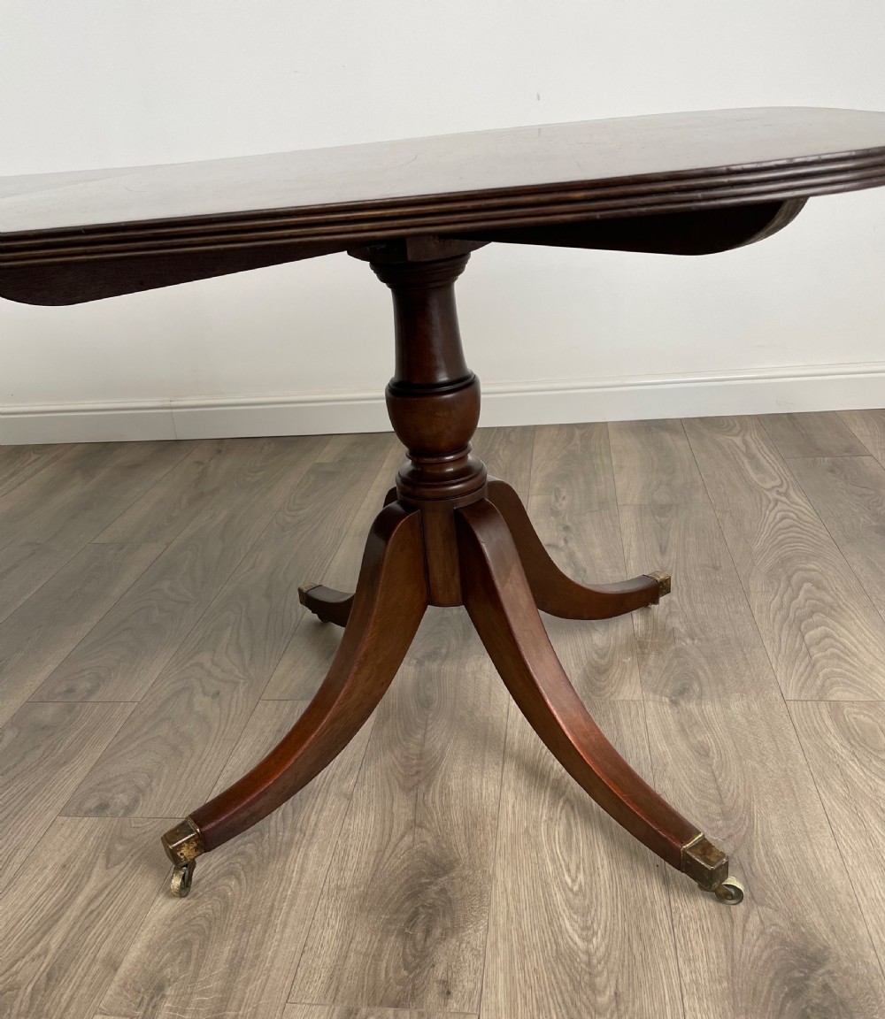 Antique Georgian Dining Table In Mahogany View VI